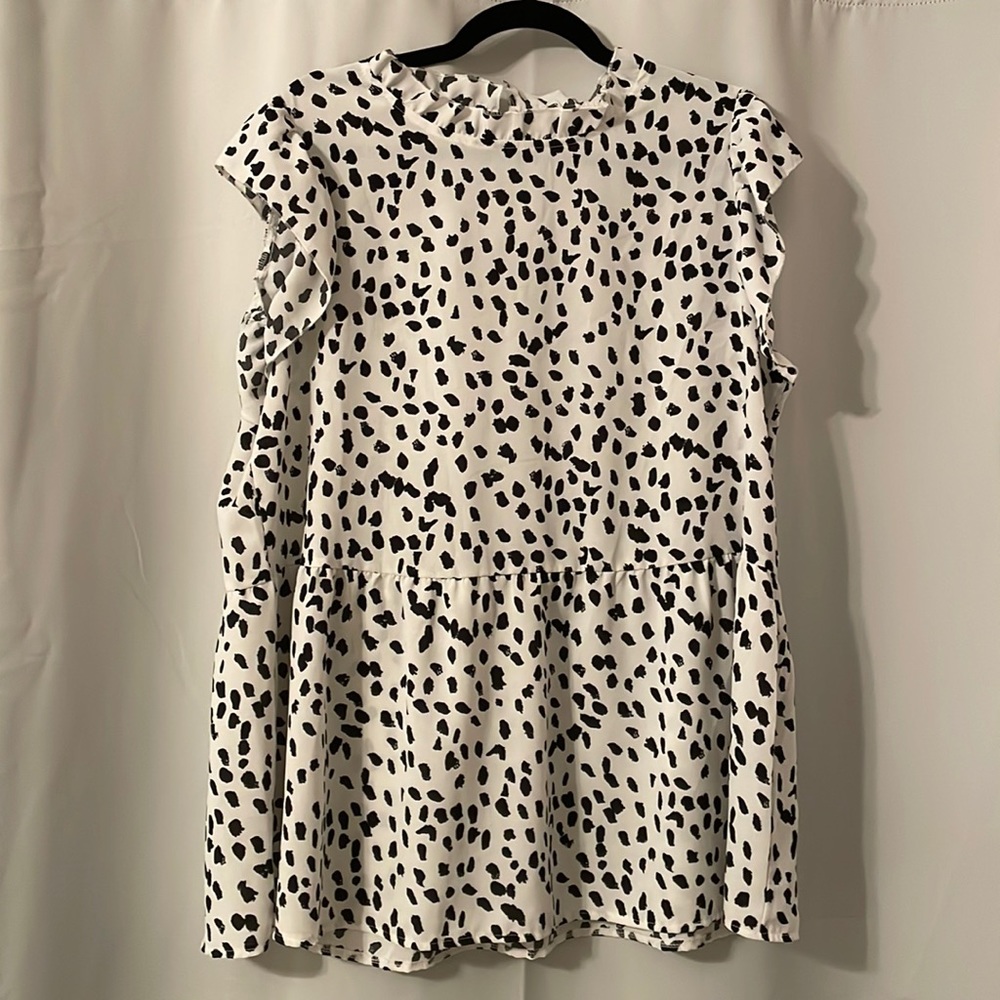 Black and white blouse
